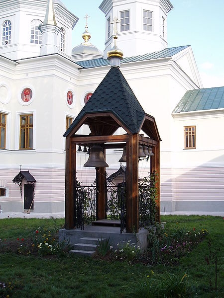 Крестовоздвиженский женский монастырь