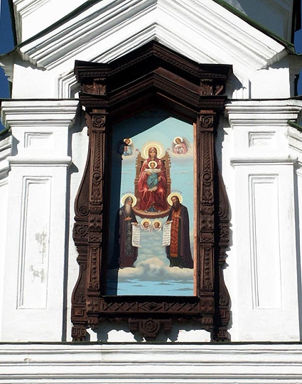 Святые ворота Вознесенского Печерского монастыря