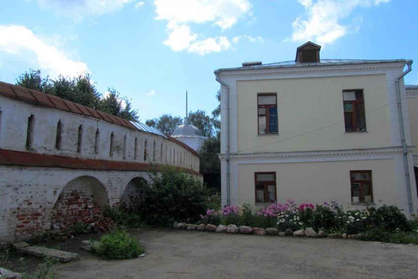 Богородице-Рождественский мужской монастырь