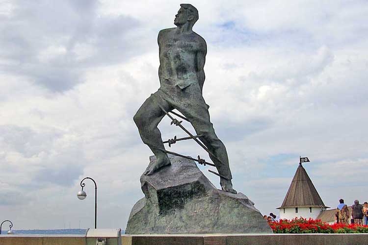 Памятник Мусе Джалилю Казань