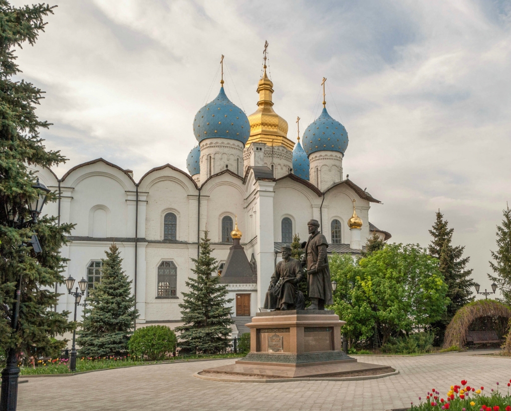 Памятник Зодчим Казанского Кремля Казань
