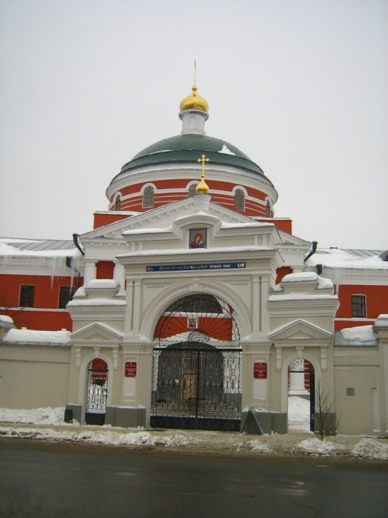 Казанский богородицкий монастырь. Казанский Богородицкий монастырь в Казани. Казанский Богородицкий монастырь Крестовоздвиженский храм. Крестовоздвиженский храм Богородицкого монастыря. Казанско-Богородицкий монастырь 2005.