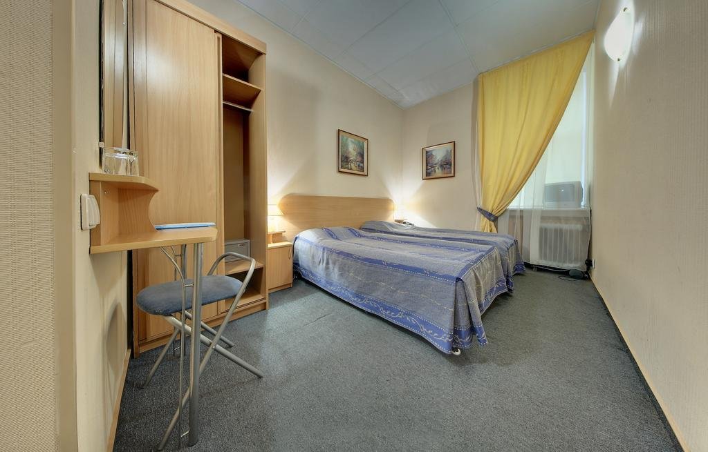 Акмэ петроградская гостиница. Гостиница петроградская на каменноостровском 39. Отели санкт петербург метро петроградская. Ринальди гостиница санкт-петербург. Отели санкт петербург метро петроградская.