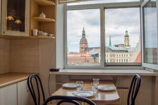 Апартаменты City Inn Riga Apartment Old Town Home with parking Рига