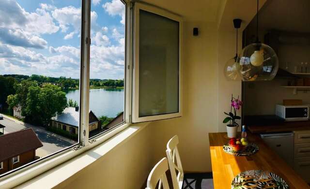 Апартаменты Cozy apartment with lake view Тракай-59