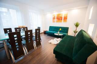 Апартаменты Vilnius Old Town, 3 BDR Penthouse, 100 m2 with Terrace Вильнюс