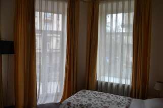 Фото номер Pylimo 5 rooms for rent Двухместный номер с 2 отдельными кроватями и балконом