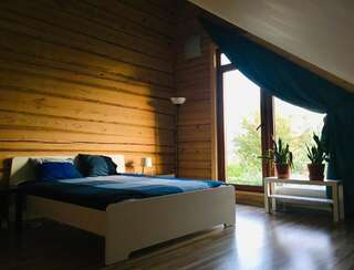 Фото номер Room in a Scandinavian Style House Двухместный номер с 1 кроватью, вид на сад