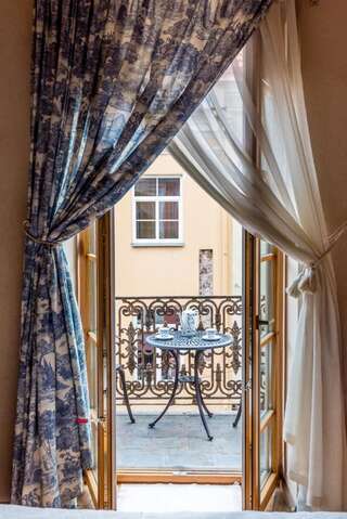 Фото Апартаменты Angel House Vilnius, Pilies город Вильнюс (1)