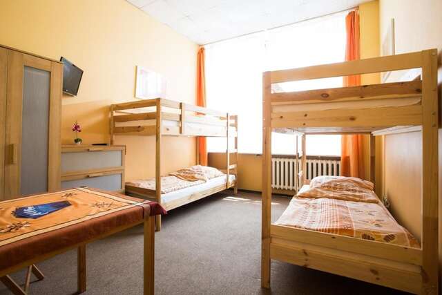 Хостелы Moon Hostel Вроцлав-36