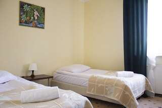 Курортные отели Pod Lipami Легово Стандартный двухместный номер с 2 отдельными кроватями-3