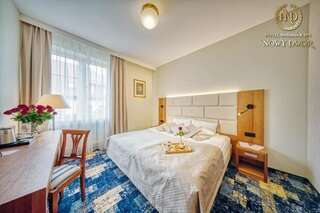 Отель Hotel Wellness & Spa Nowy Dwór Жешув Номер с кроватью размера «queen-size»-4