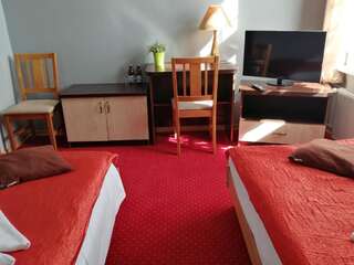 Фото номер Hotel Sowa Двухместный номер с 1 кроватью или 2 отдельными кроватями