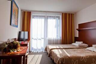 Отель Wierchomla Ski & Spa Resort Пивнична Двухместный номер с 2 отдельными кроватями-10