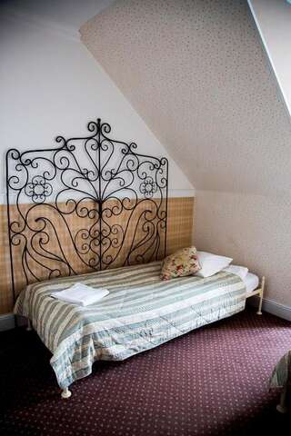 Фото номер Dwór Złotopolska Dolina Mansion House Стандартный двухместный номер с 1 кроватью или 2 отдельными кроватями