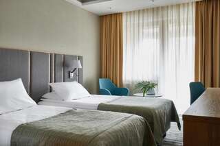 Отель Hotel Dom Zdrojowy Resort & SPA Ястарня Стандартный двухместный номер с 1 кроватью или 2 отдельными кроватями-7