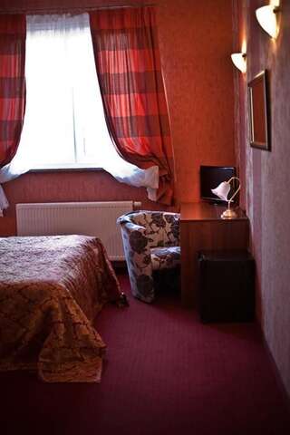 Фото номер Hotel Horda Двухместный номер Делюкс с 1 кроватью или 2 отдельными кроватями