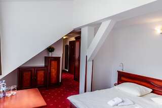 Отель Hotel Alpin Щирк