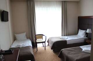 Фото номер Hotel Gniecki Gdansk Двухместный номер с 1 кроватью или 2 отдельными кроватями