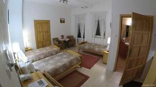 Фото номер Hotel Krak Двухместный номер с 2 отдельными кроватями