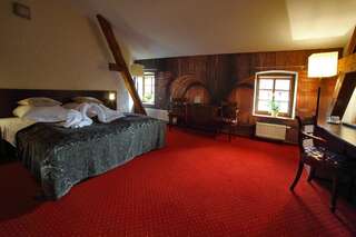 Фото номер Hotel Spichrz Двухместный номер с 1 кроватью или 2 отдельными кроватями