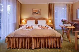 Отель Hotel Polaris III Свиноуйсьце