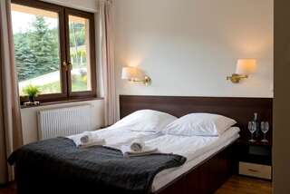 Фото номер Pensjonat pod Samowarem Двухместный номер с 1 кроватью или 2 отдельными кроватями