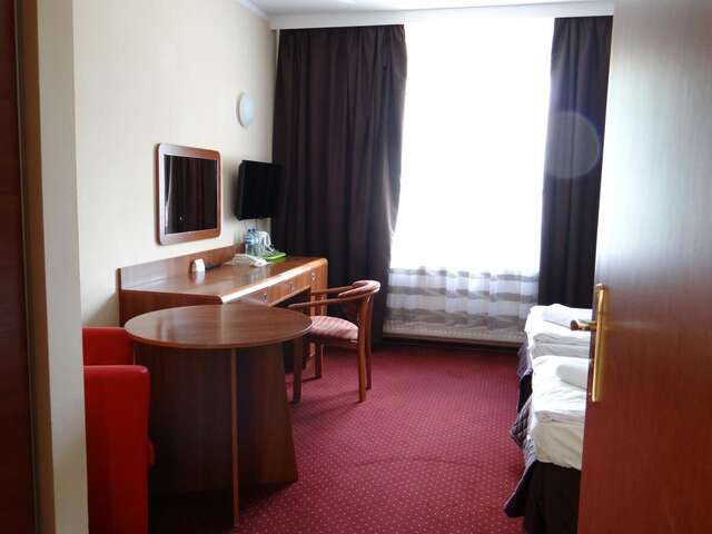 Отель Hotel Relax Слубице-12