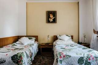 Фото номер Hotel Marko Двухместный номер с 1 кроватью или 2 отдельными кроватями