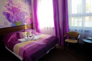 Фото номер Hotel i Restauracja Nad Jeziorem Двухместный номер Делюкс с 2 отдельными кроватями
