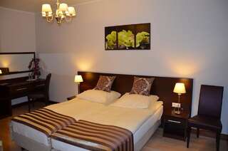Отели типа «постель и завтрак» Pokoje Hotelowe Figaro