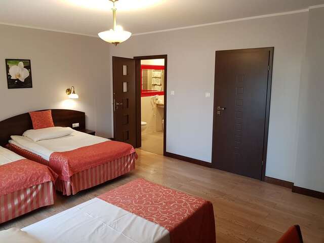 Отели типа «постель и завтрак» Pokoje Hotelowe Figaro Плоцк-32