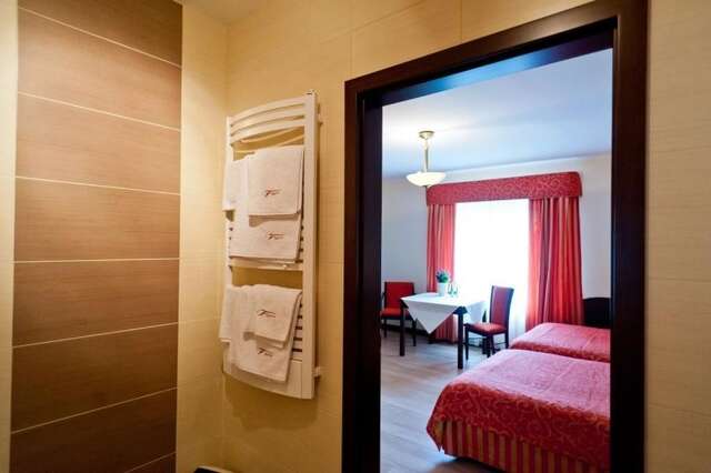 Отели типа «постель и завтрак» Pokoje Hotelowe Figaro Плоцк-56