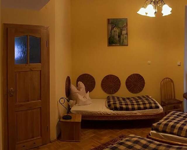 Отели типа «постель и завтрак» Hotelik Senator - Adults Only Зелёна-Гура-23