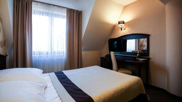 Отель Hotel & Spa Biały Dom Paniówki-48