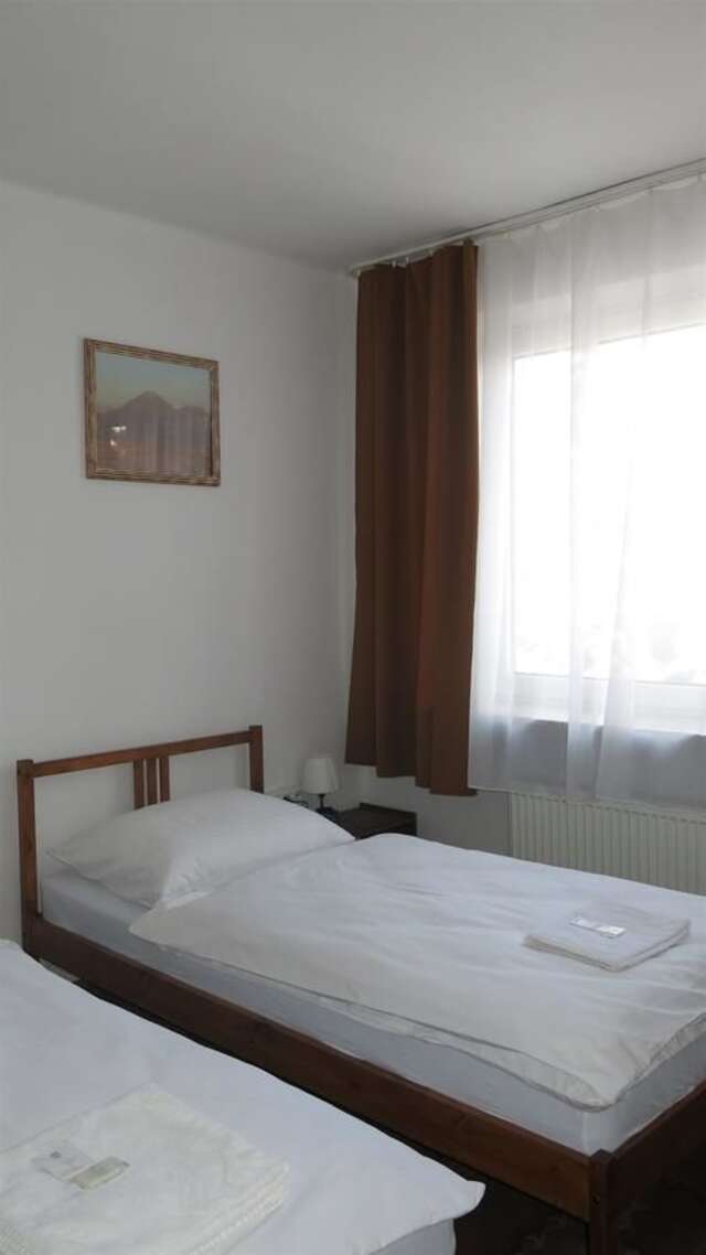 Отель Hotel Olimpijski Тарновске-Гуры-27