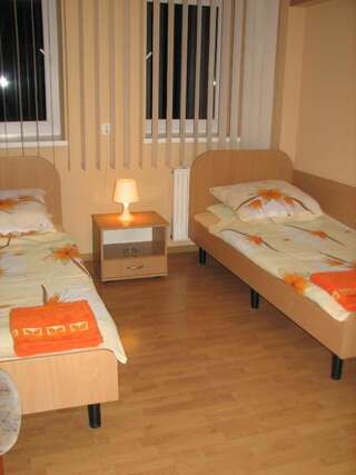 Фото номер Zajazd Markowski Двухместный номер с 2 отдельными кроватями