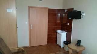 Фото номер Hotel Gościniec Двухместный номер с 1 кроватью и общей ванной комнатой