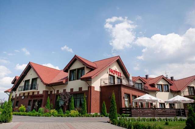 Отель Hotel Podzamcze Гура-Кальвария-5