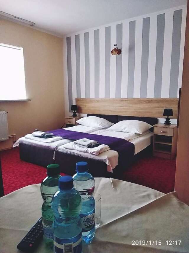 Отель Hotelik Krakowiak Ярослав-18