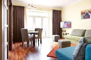 Апартаменты Lovely Funky Flat near Royal Park Варшава Апартаменты с балконом-32