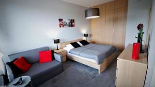 Апартаменты Apartament Superior Olympic Park z 3 Sypialniami Колобжег Three-Bedroom Apartment (1 - 10 Adults)-116