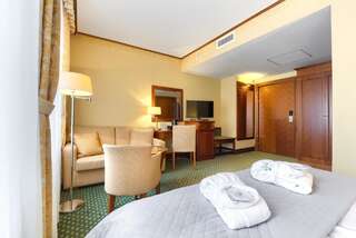 Отель Park Hotel Щецин Двухместный номер с 1 кроватью или 2 отдельными кроватями-5