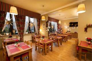 Фото Отель Hotel Promien город Скаржиско-Каменна (4)