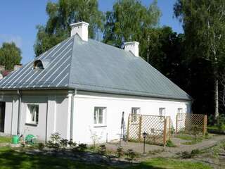 Фото Апартаменты Compact studios on an estate with an 18th century palace. город Udrycze (3)