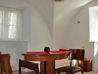 Фото Апартаменты Compact studios on an estate with an 18th century palace. город Udrycze (6)