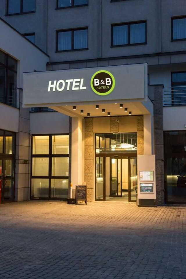 Отель B&B Hotel Nowy Targ Centrum Новы-Тарг-24