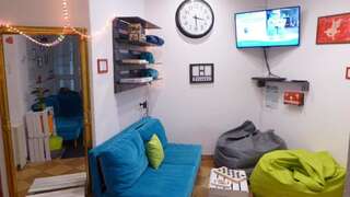 Хостелы FlyFly Hostel Вроцлав Двухместный номер с 2 отдельными кроватями-24