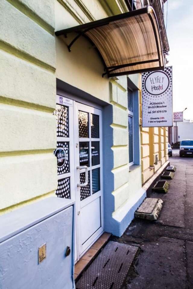 Хостелы FlyFly Hostel Вроцлав-40