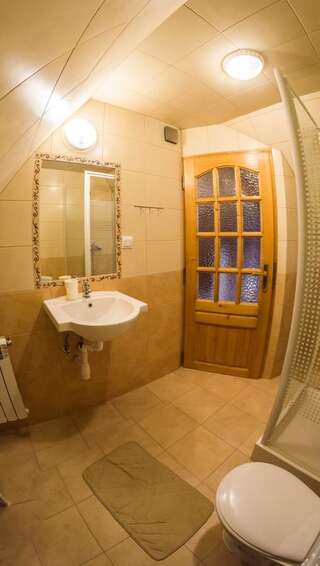 Проживание в семье U Leny Буковина-Татшаньска Четырехместный номер с собственной ванной комнатой-12